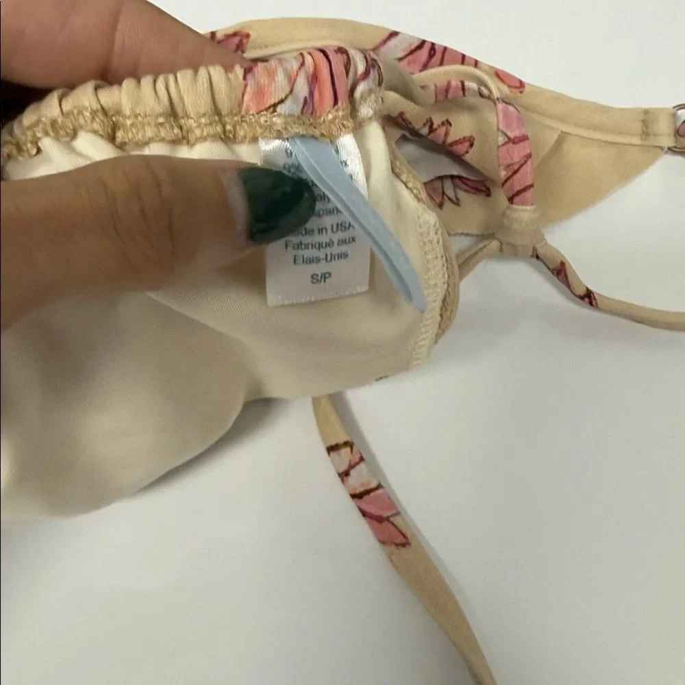 Floral Bikini Set in Pink & Tan Small Top Medium Bottom - LIKE NEW Swimwear - Picture 2 of 3